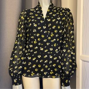 NWT Banana Republic fitted black floral print wrap blouse.  Size M